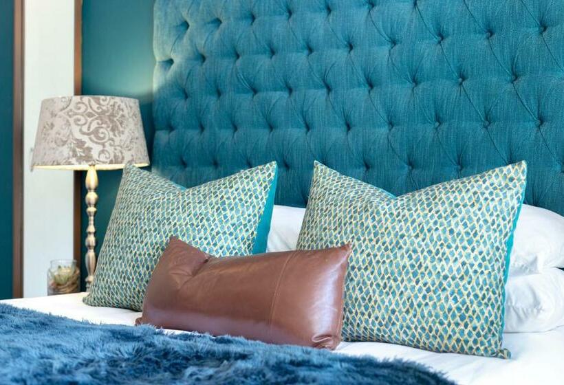 스탠다드 룸 풀장 전망, Taunton Manor