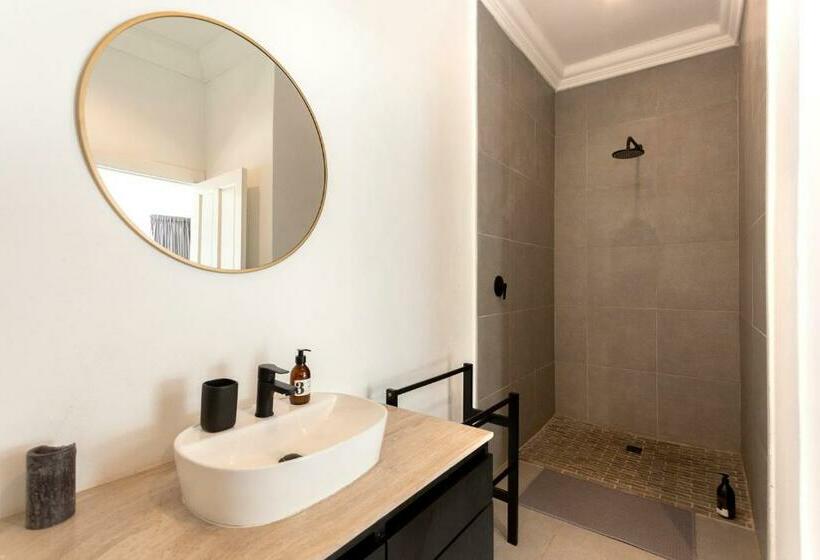 스탠다드 룸 가든 전망, Taunton Manor