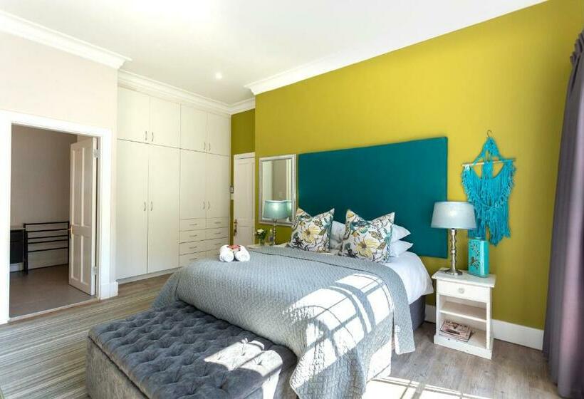 标准房带园景, Taunton Manor