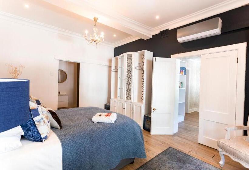 اتاق استاندارد, Taunton Manor