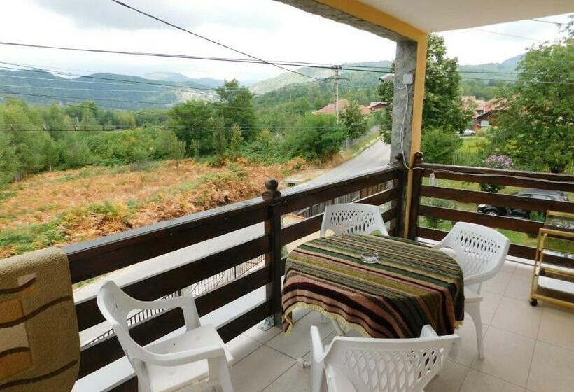 Стандартный Номер Кровать Кинг, Pensiunea Casa Domnitei