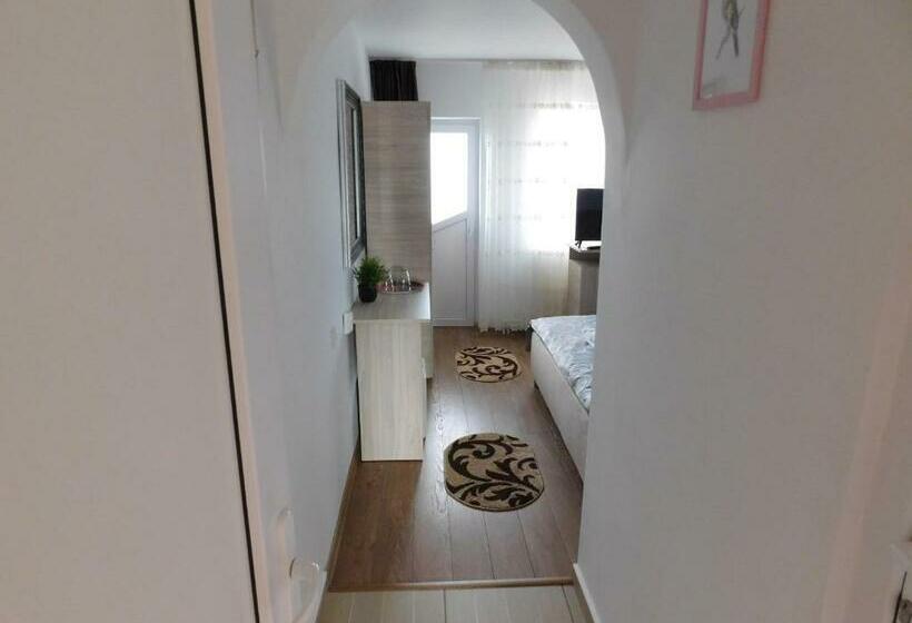 Стандартный Номер Кровать Кинг, Pensiunea Casa Domnitei