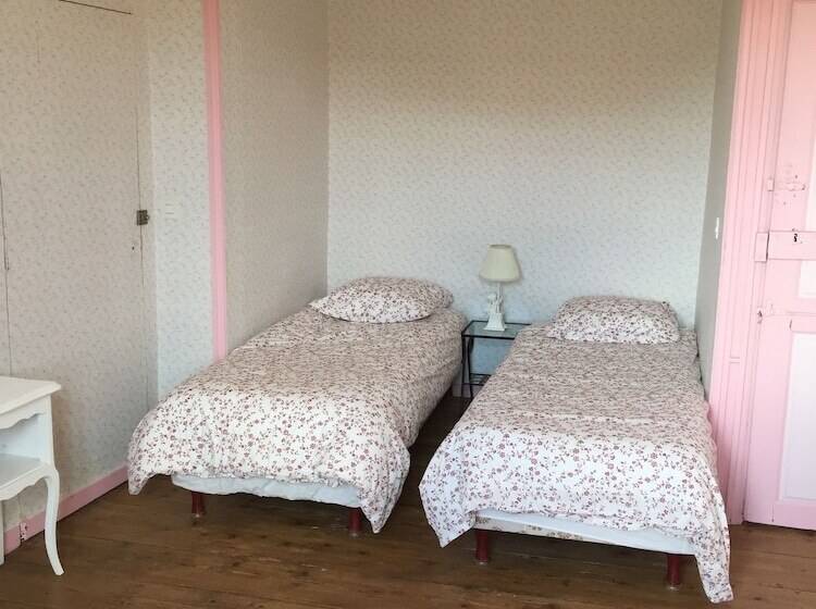 デラックスルーム, Château De Perpezat