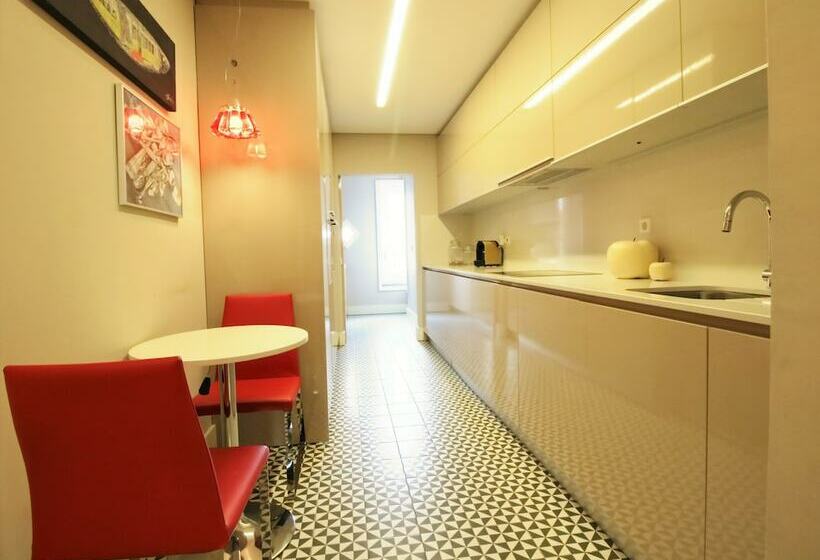 آپارتمان لوکس 2 خوابه, Aliados By Yoursporto