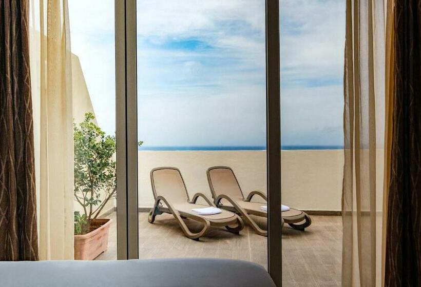 Deluxe Suite Sea View, Mayflower Hotel Malta