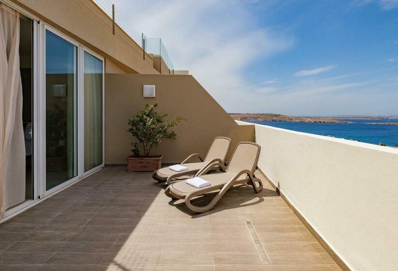 Deluxe Suite Sea View, Mayflower Hotel Malta