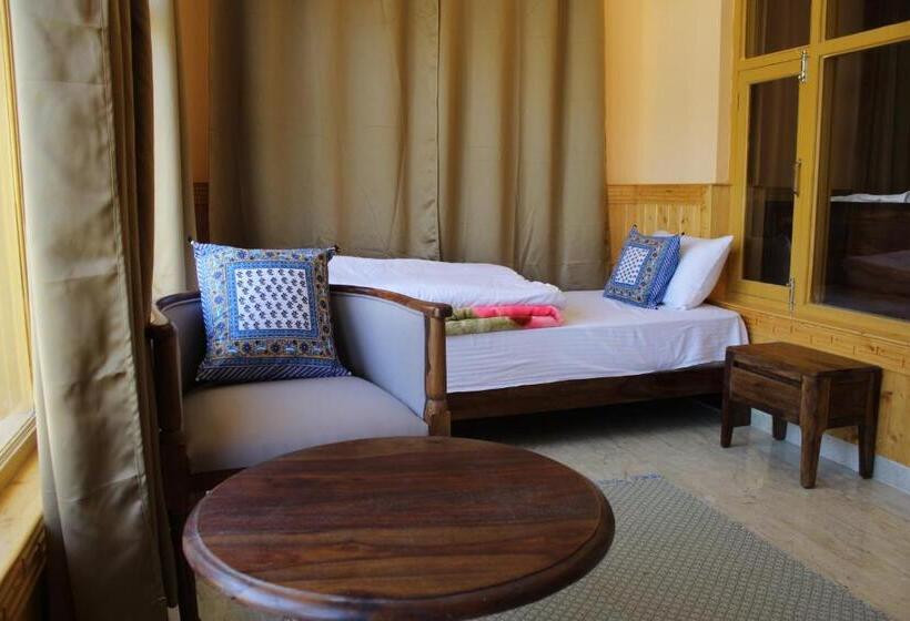 디럭스 트리플 룸, Spiti Heritage