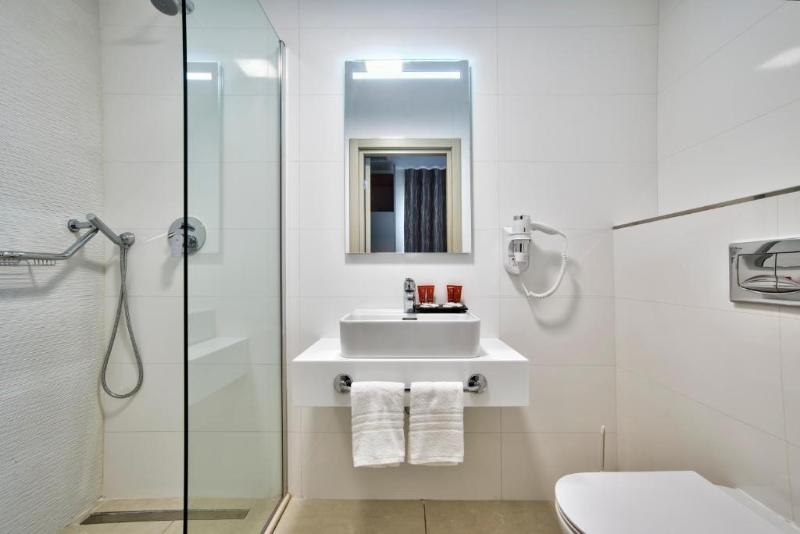 اتاق سوپریور, Mayflower Hotel Malta