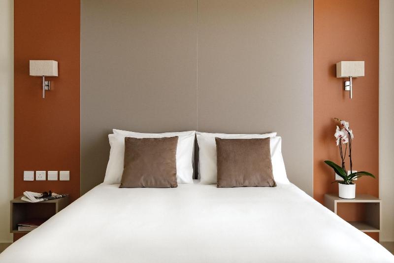 اتاق سوپریور با چشم‌انداز دریا, Mayflower Hotel Malta