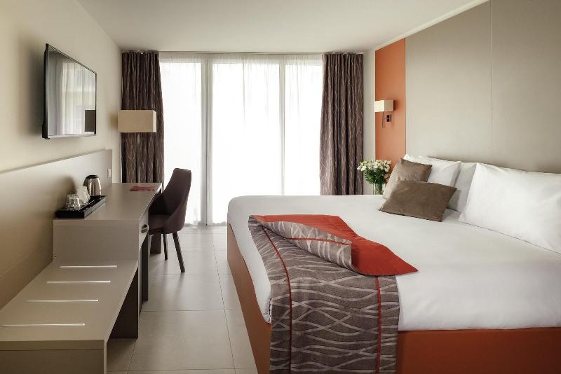 اتاق سوپریور با چشم‌انداز دریا, Mayflower Hotel Malta