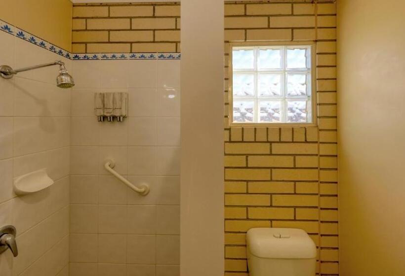 Номер Стандарт, Riverland Motor Inn