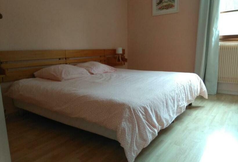 家庭间, Le Grand Joly