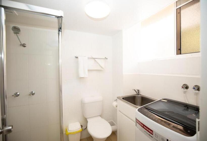 침실 1개 아파트, The Islander