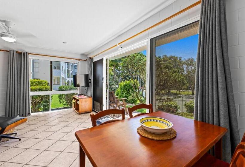 침실 1개 아파트, The Islander