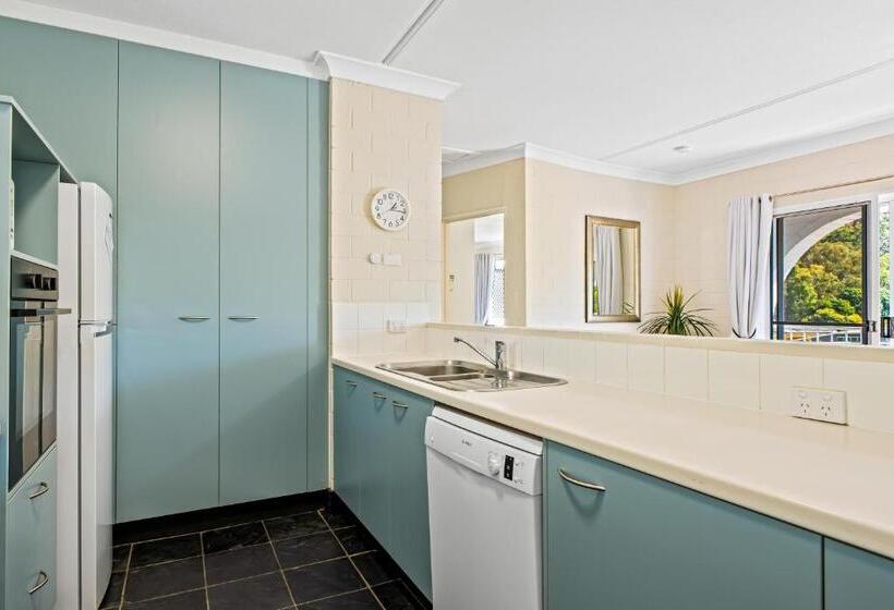 침실 2개 아파트, The Islander