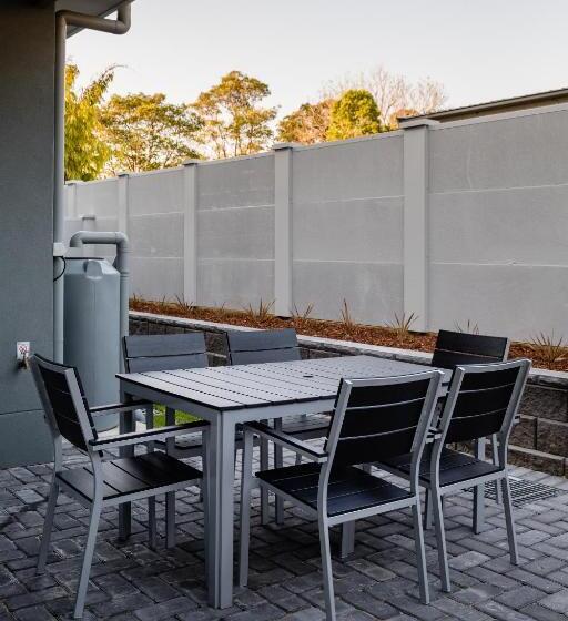 Апартаменты 2 Спальни, Wallsend Executive Apartments