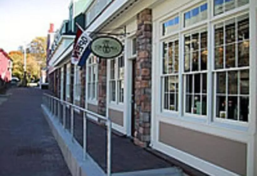 キングサイズベッドのスーペリアルーム, Bristol Harbor Inn