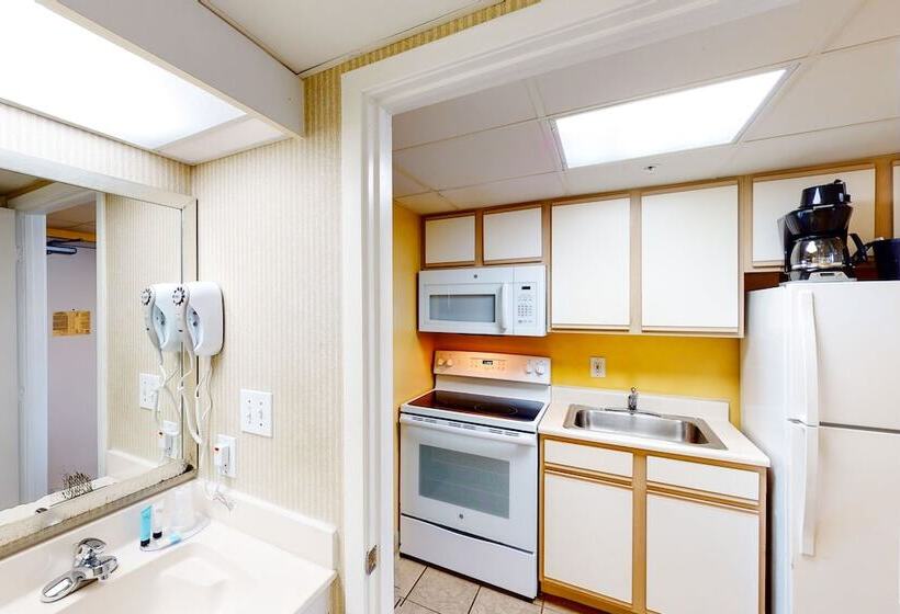 استودیوی استاندارد با چشمانداز دریا, Camelot By The Sea By Oceana Resorts