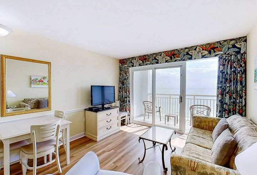 سوییت با چشمانداز دریا, Camelot By The Sea By Oceana Resorts