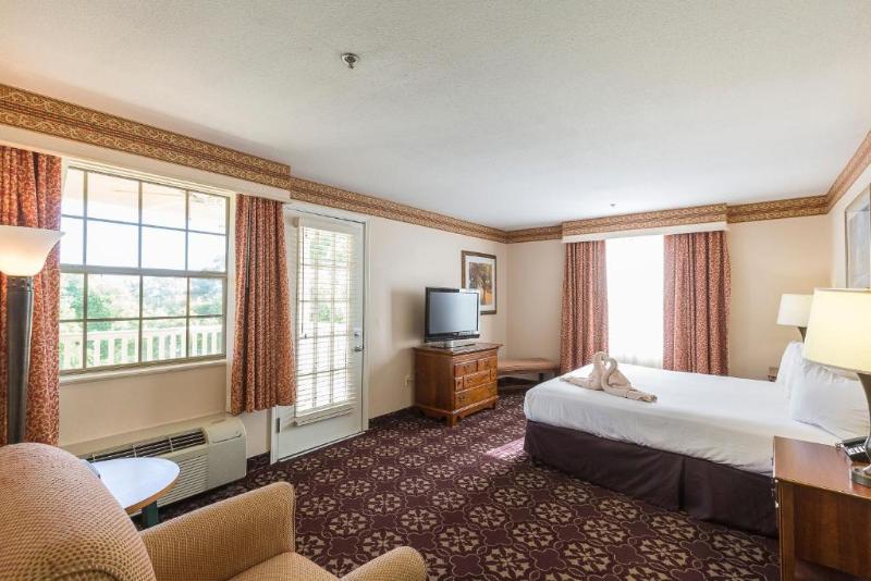 Стандартный Номер Кровать Кинг, Cypress Bend Resort, A Wyndham