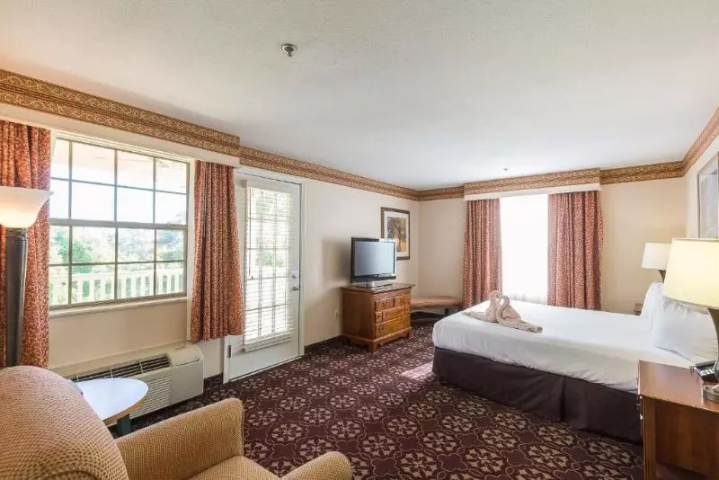 キングサイズベッドのスタンダードルーム, Cypress Bend Resort, A Wyndham