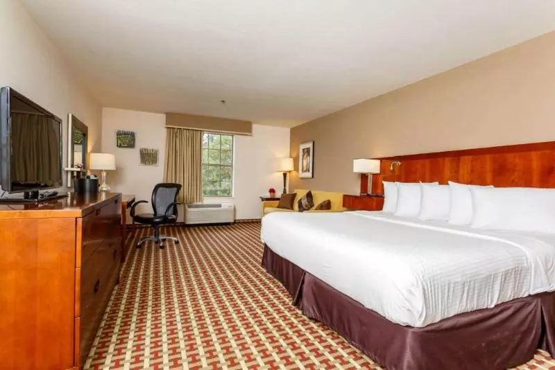 身障者適用キングサイズベッドルーム, Cypress Bend Resort, A Wyndham