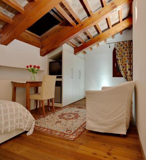 스탠다드 싱글 룸, Due Mori