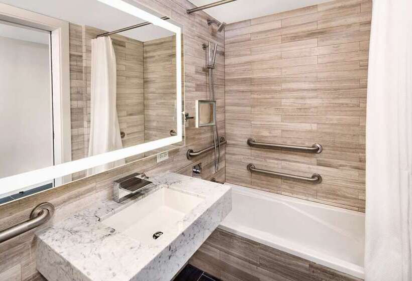 غرفة قياسية, Hilton Club The Quin New York