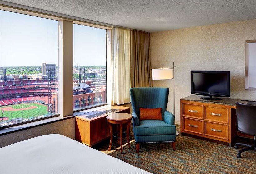 带观景的标准间, Hilton St. Louis At The Ballpark