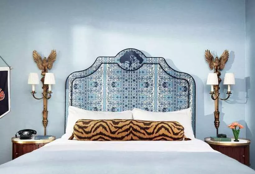 اتاق استاندارد با تخت بزرگ, Hilton St. Louis At The Ballpark