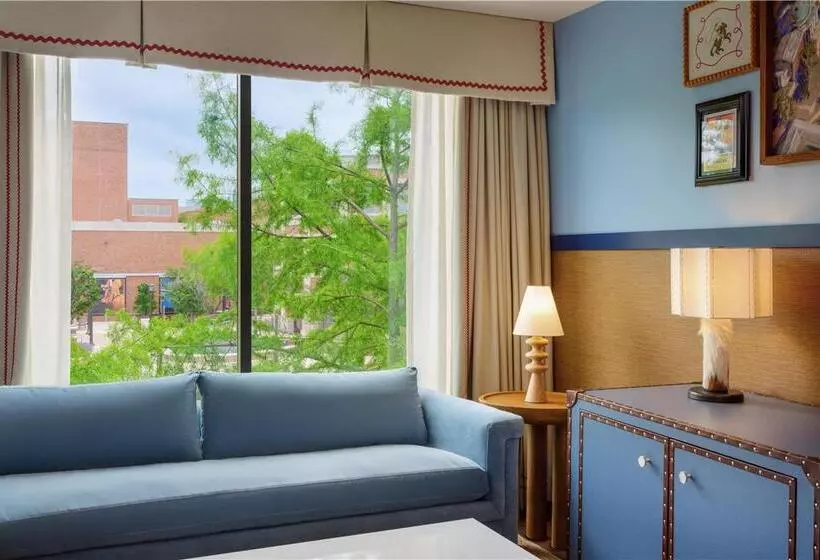 اتاق پرمیوم, Hilton St. Louis At The Ballpark