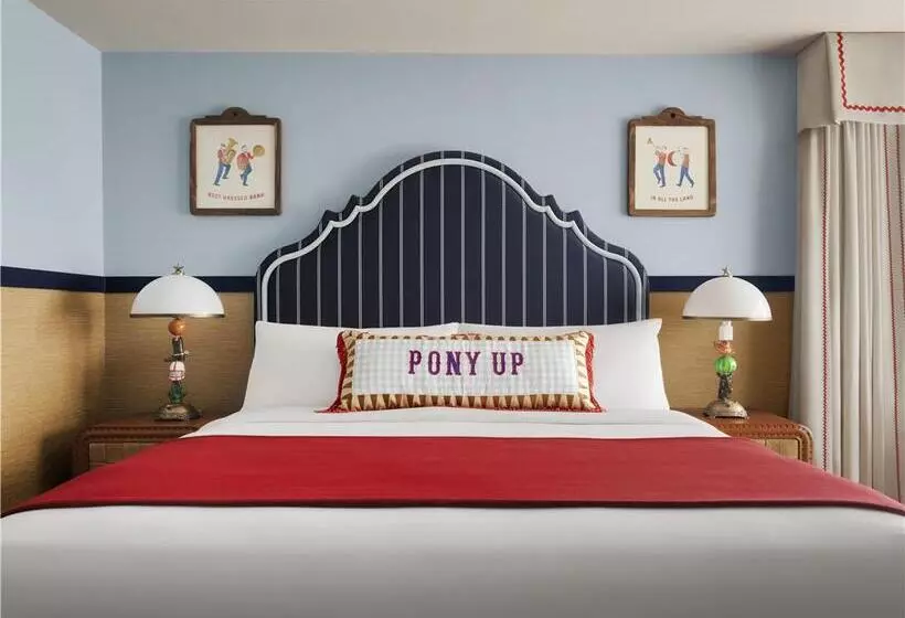 اتاق پرمیوم, Hilton St. Louis At The Ballpark