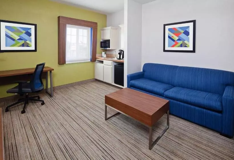 سوئیت با تخت بزرگ, Holiday Inn Express & Suites Tulare, An Ihg