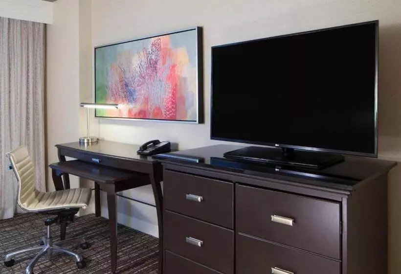 キングサイズベッドのエクゼクティブルーム, Houston Marriott Sugar Land