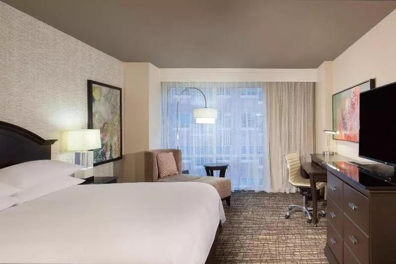 キングサイズベッドのスタンダードルーム, Houston Marriott Sugar Land