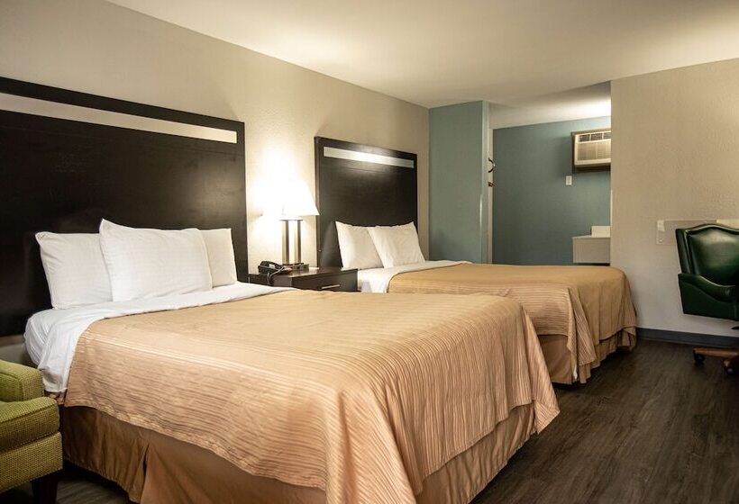 Номер Стандарт 2 Двуспальные Кровати, Knights Inn Mount Airy