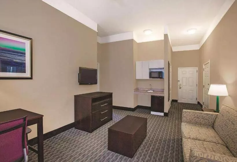 キングサイズベッドのデラックススイート, La Quinta Inn & Suites By Wyndham Beaumont West