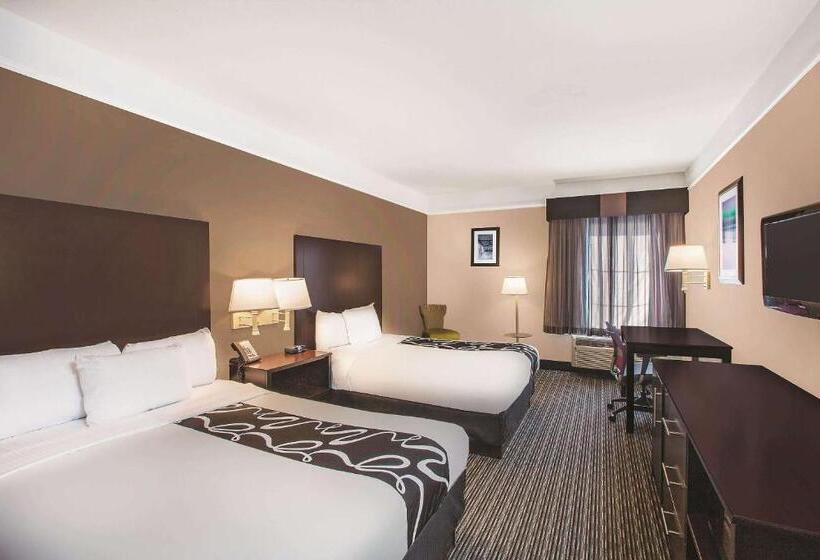 장애인을 위한 퀸사이즈 스탠다드 룸, La Quinta Inn & Suites By Wyndham Beaumont West