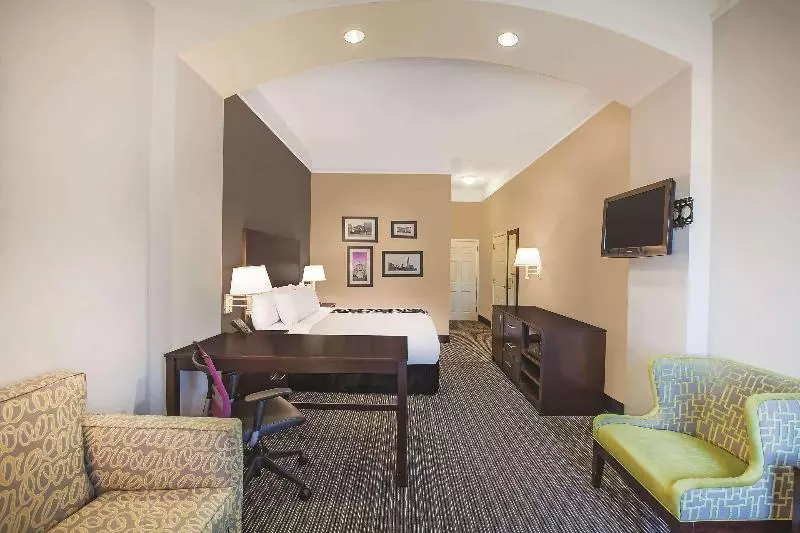 キングサイズベッドのエクゼクティブルーム, La Quinta Inn & Suites By Wyndham Beaumont West