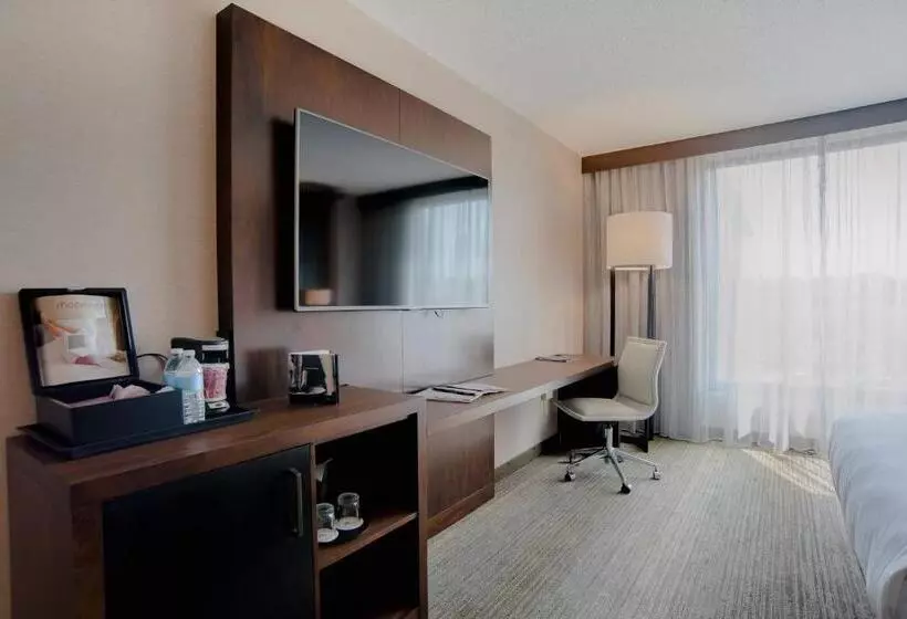 اتاق دلوکس مخصوص معلولین, Richmond Marriott Short Pump