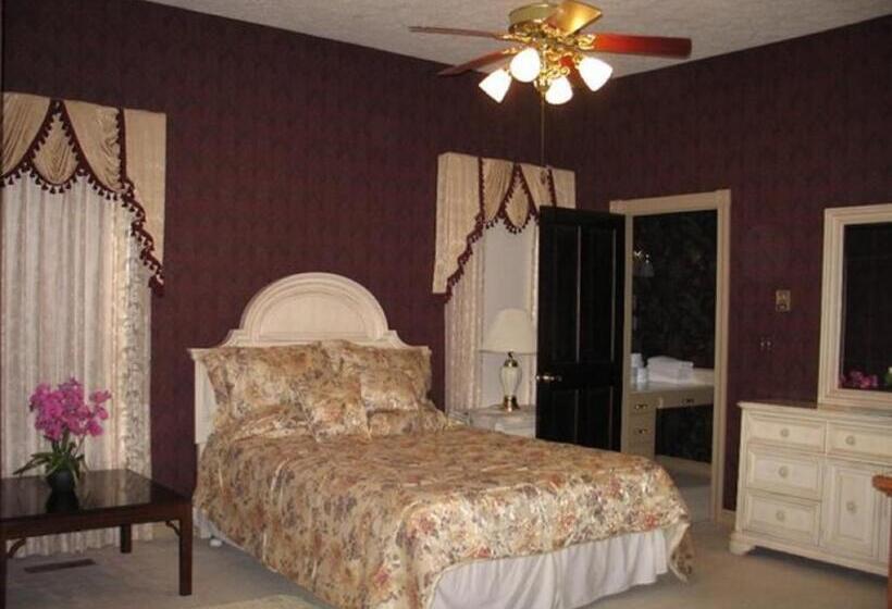 Хижина, Spruce Hill Inn & Cottages