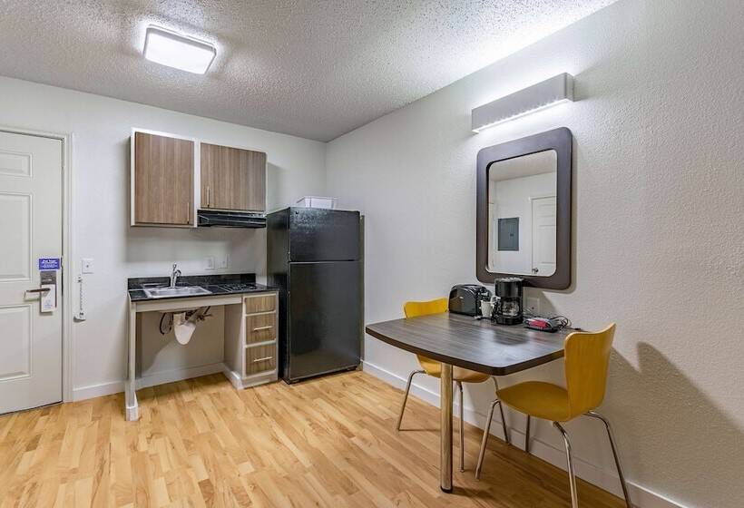 适合残疾人士使用的套间, Studio 6dallas, Tx