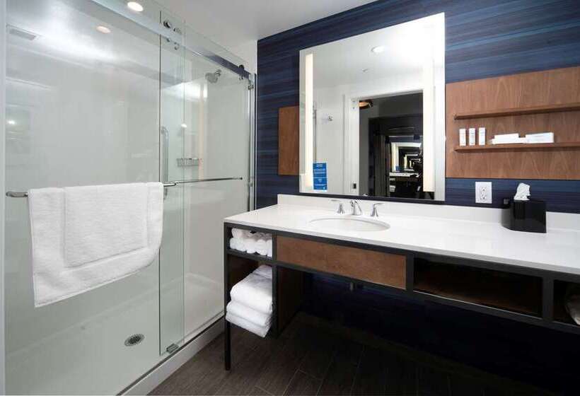 غرفة قياسية سرير كينج, Juniper Hotel Cupertino, Curio Collection By Hilton