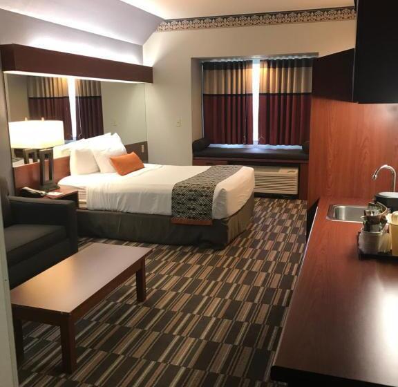 Люкс Адаптированный для Инвалидов, Microtel Inn & Suites Urbandale
