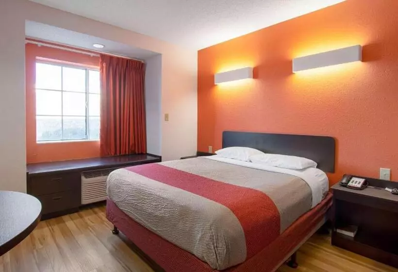 Sviitti, Motel 6 El Paso, Tx   Southeast