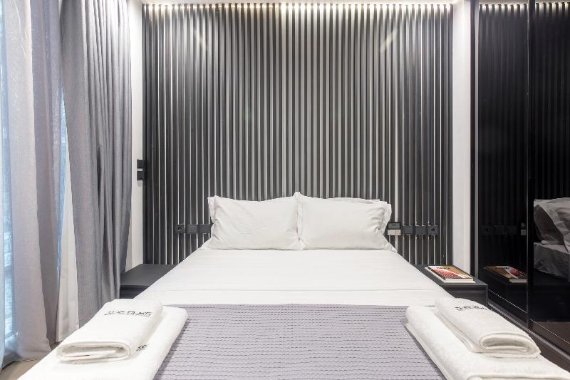 جناح, St. Pete Beach Suites