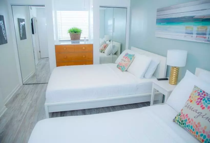 プールビュースイート, St. Pete Beach Suites