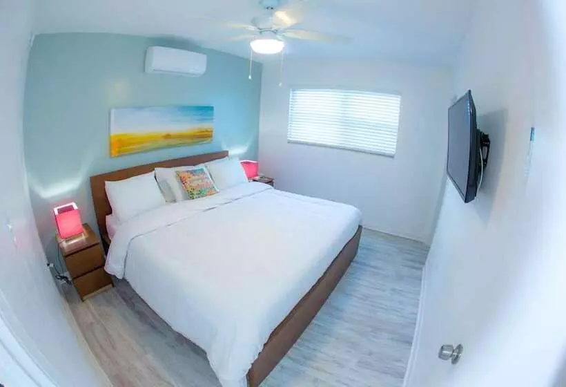 キングサイズベッドのスイートルーム, St. Pete Beach Suites