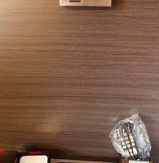 سوییت لوکس, Windsor Inn Lake Havasu City