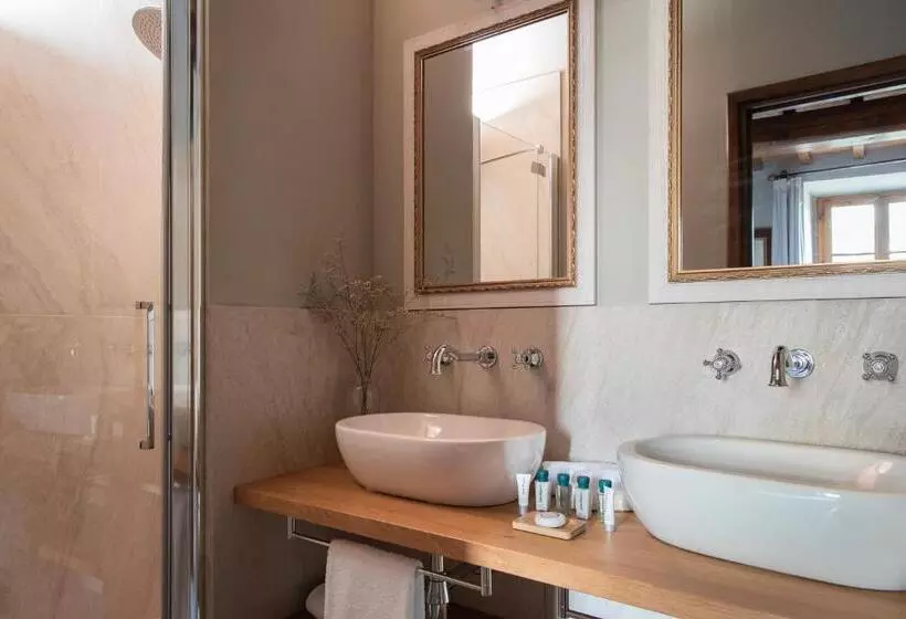 スイート（家族用）, Relais Villa Olmo